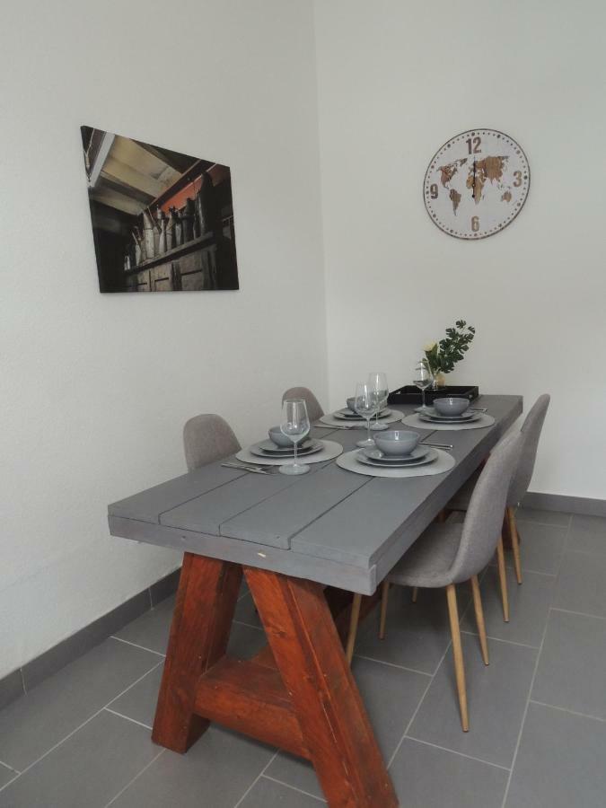 Zentrales Apartment In Gelsenkirchen Exterior foto