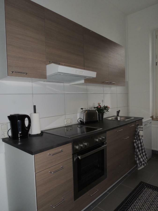 Zentrales Apartment In Gelsenkirchen Exterior foto